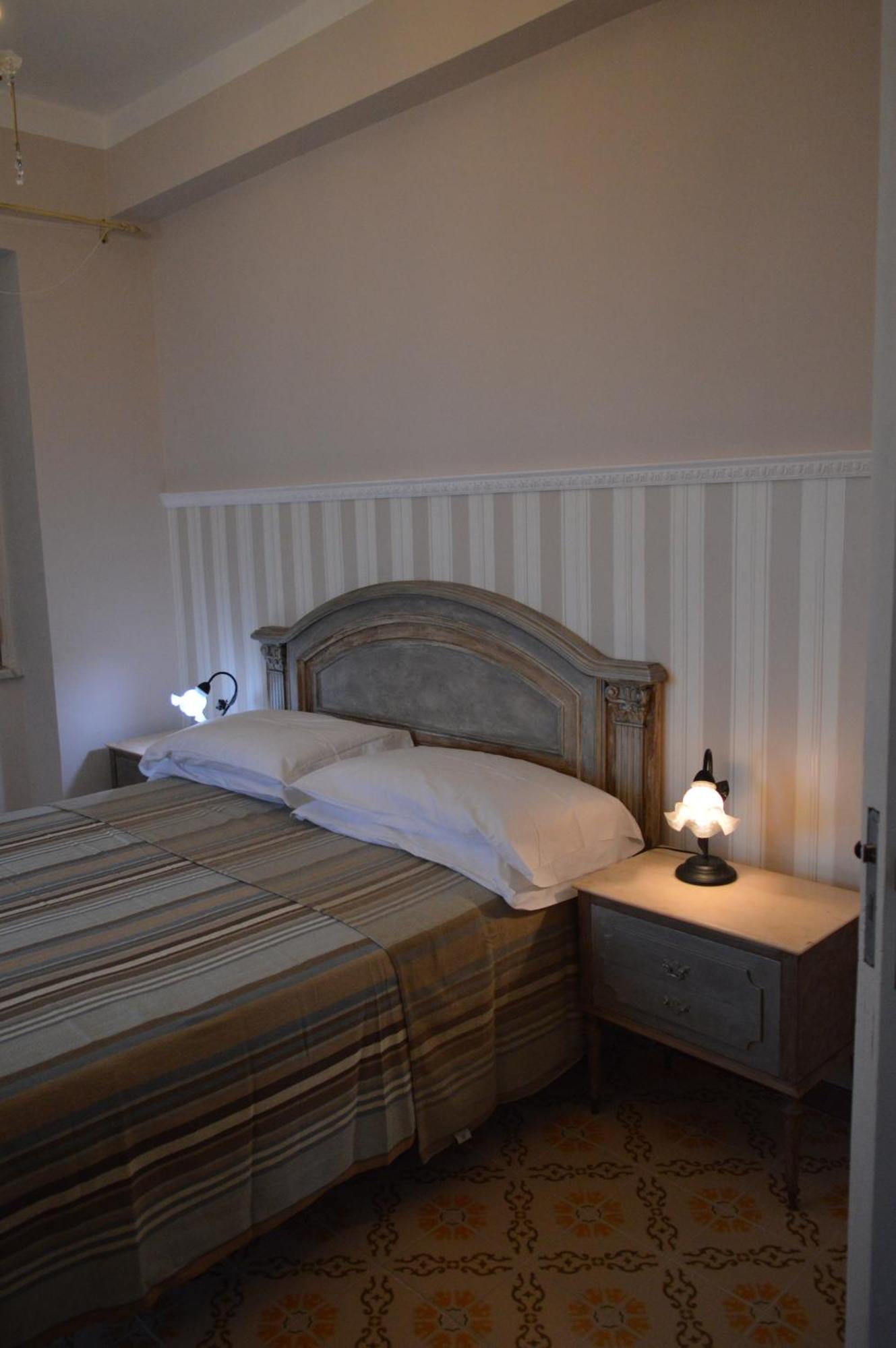 B&B Al Golfo Salerno Buitenkant foto