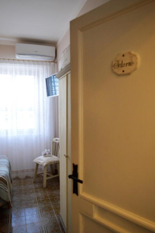 B&B Al Golfo Salerno Buitenkant foto